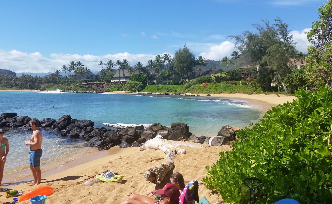 Foto af Lae Nani Beach med lys sand overflade