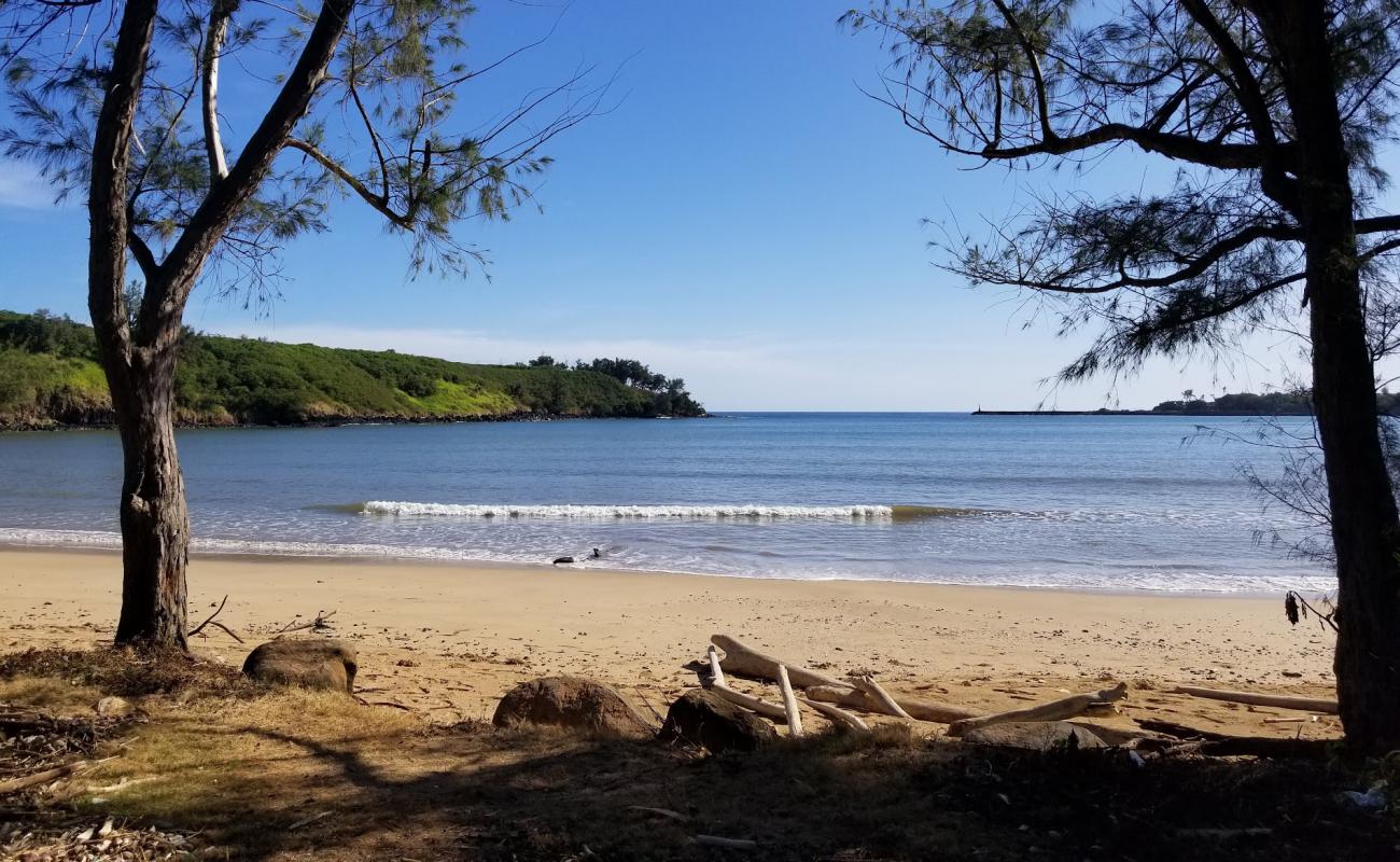 Foto af Hanamaulu Beach med lys sand overflade