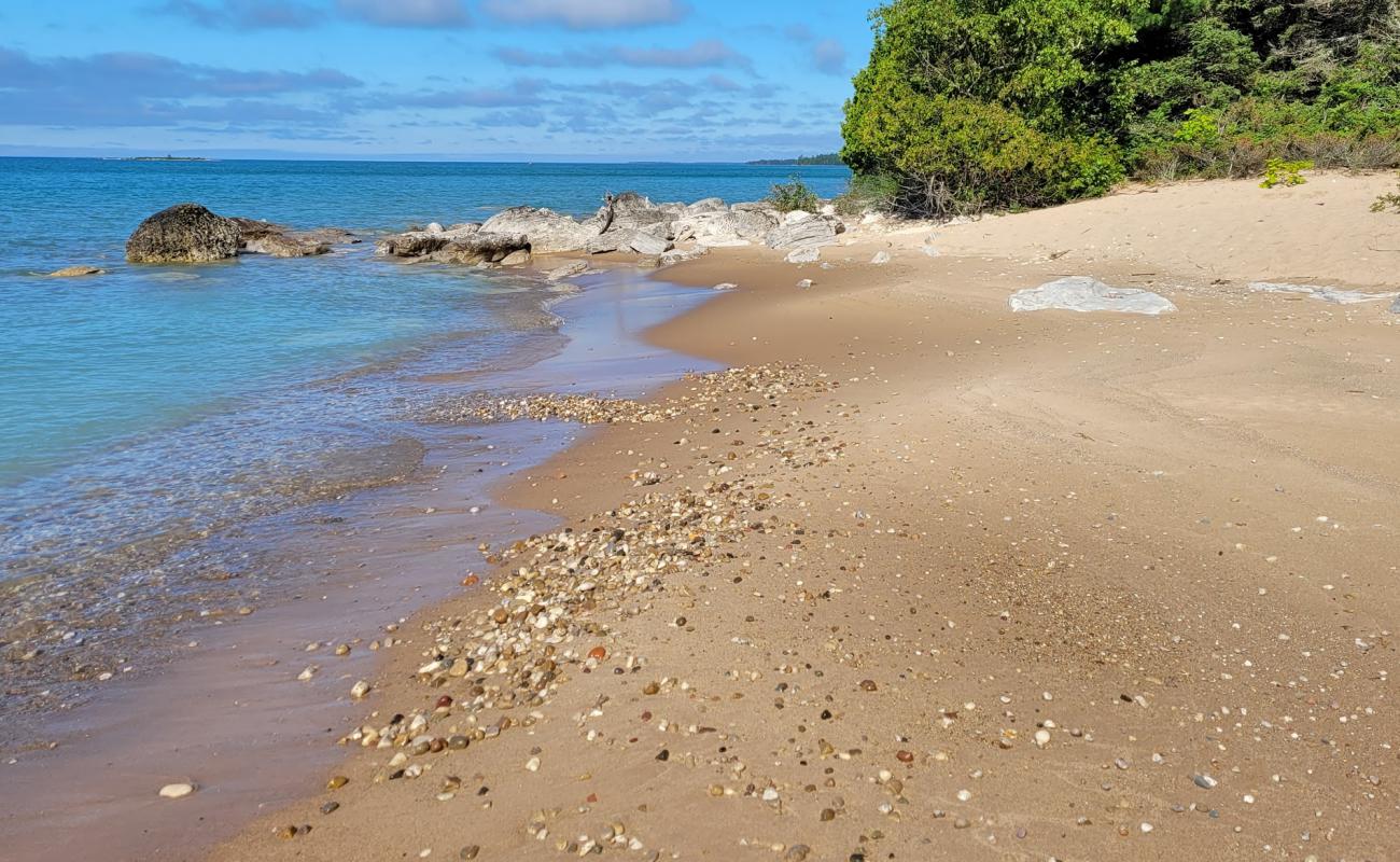 Foto af Roadside Park Beach med lys sand overflade