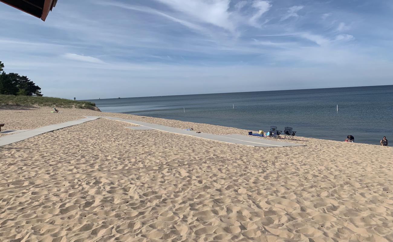 Foto af North Beach med lys sand overflade