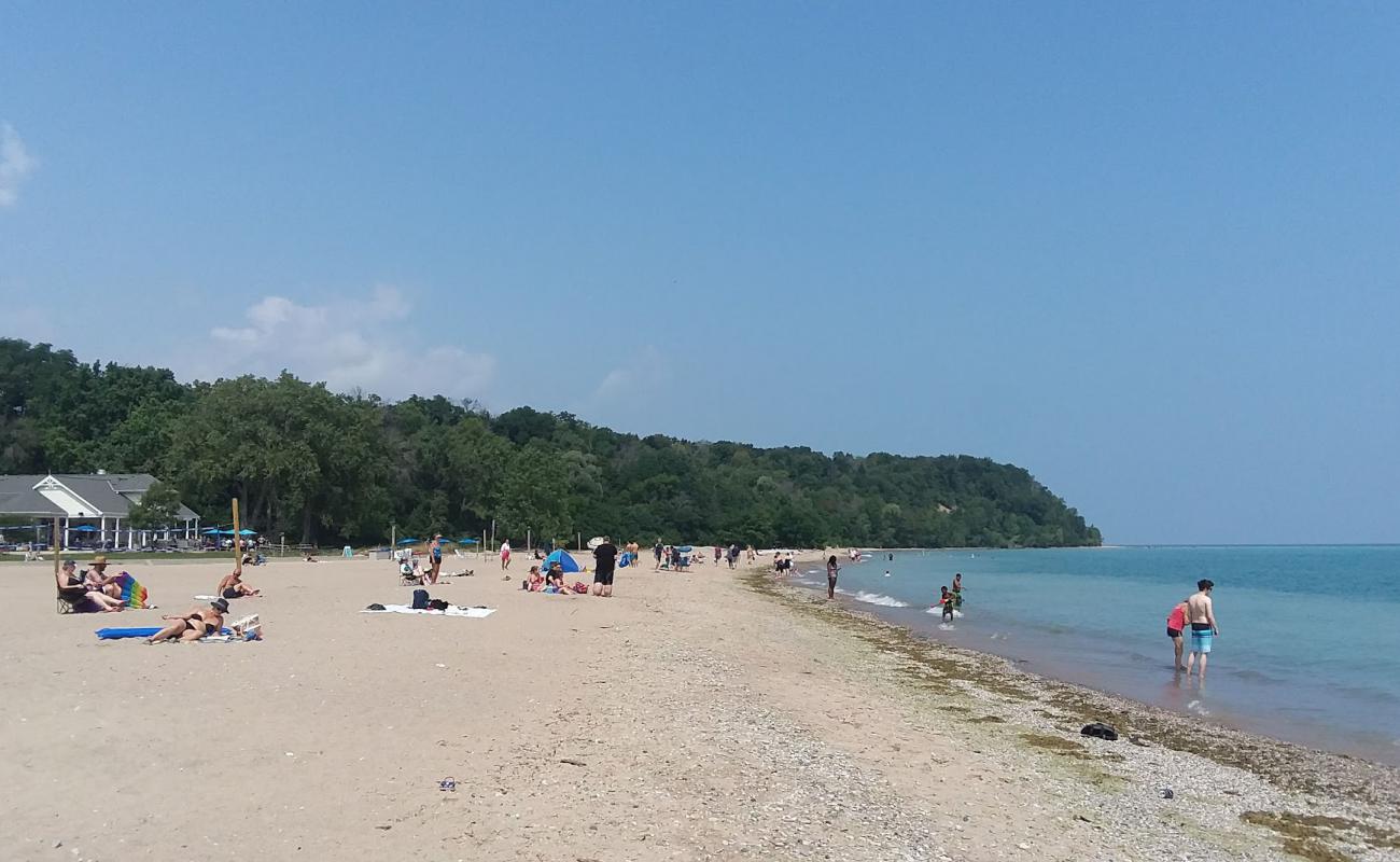 Foto af Grant Park Beach med let sand og småsten overflade