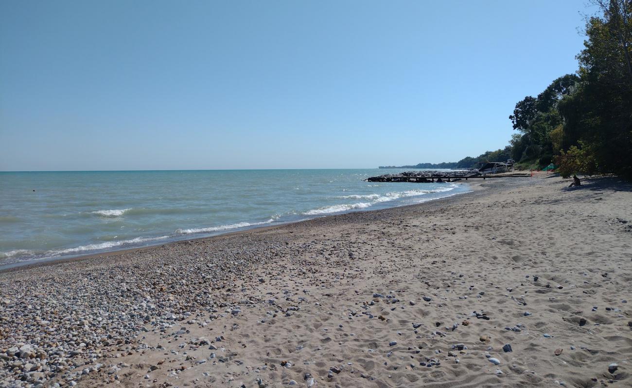 Foto af Maple Street Beach med let sand og småsten overflade