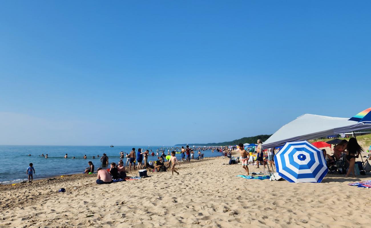 Foto af Warren Dunes Beach med lys sand overflade