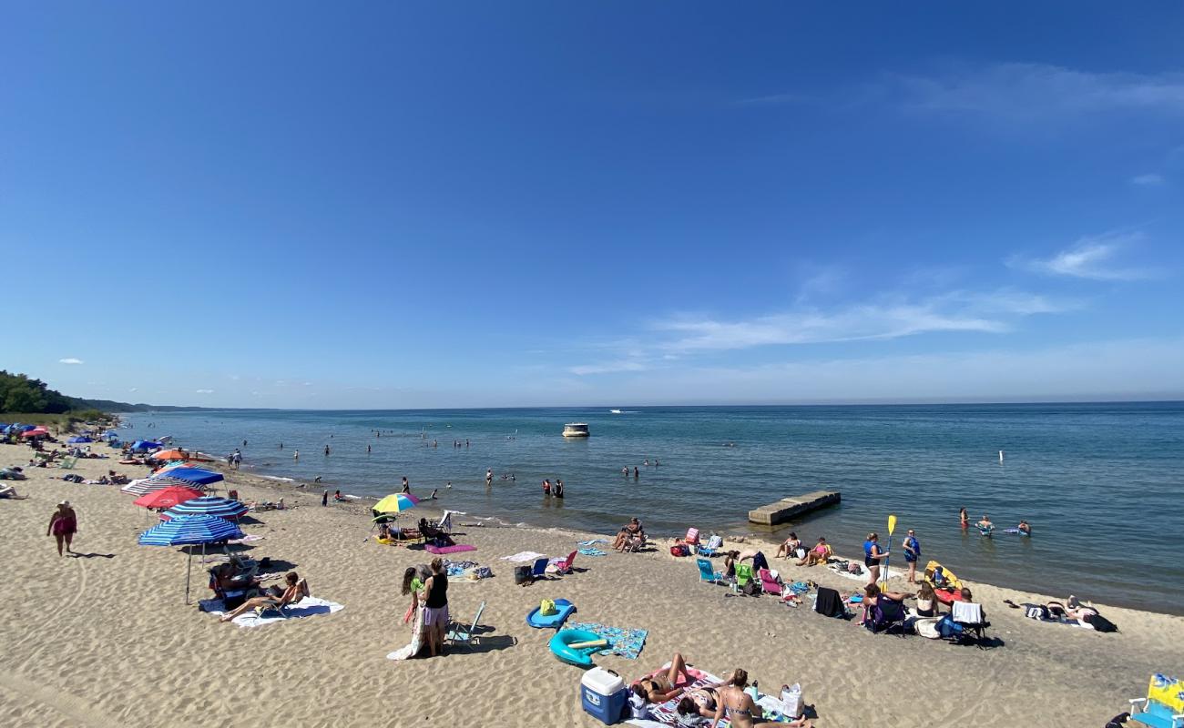 Foto af Weko Beach med lys sand overflade