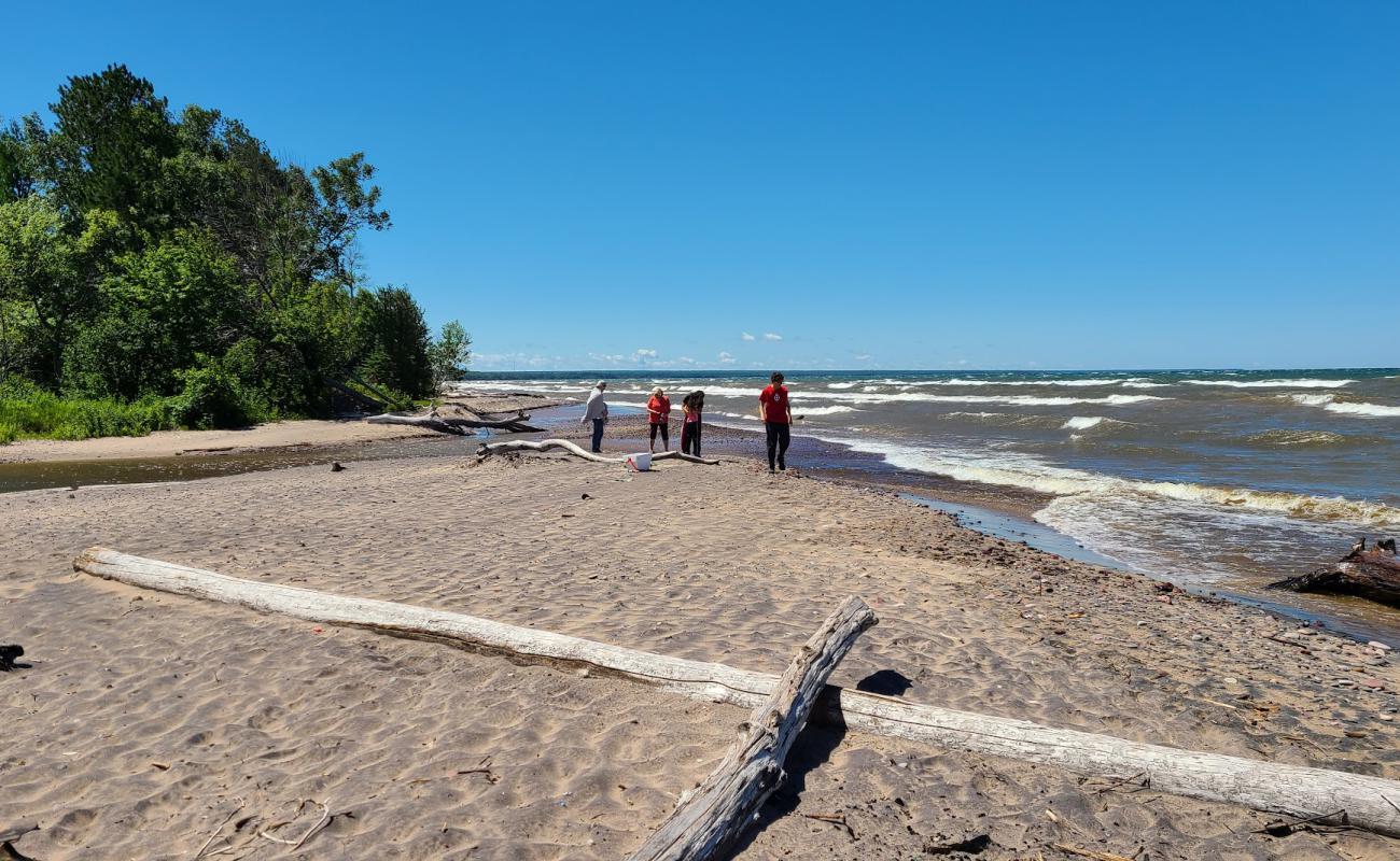 Foto af Agate Beach med lys sand overflade