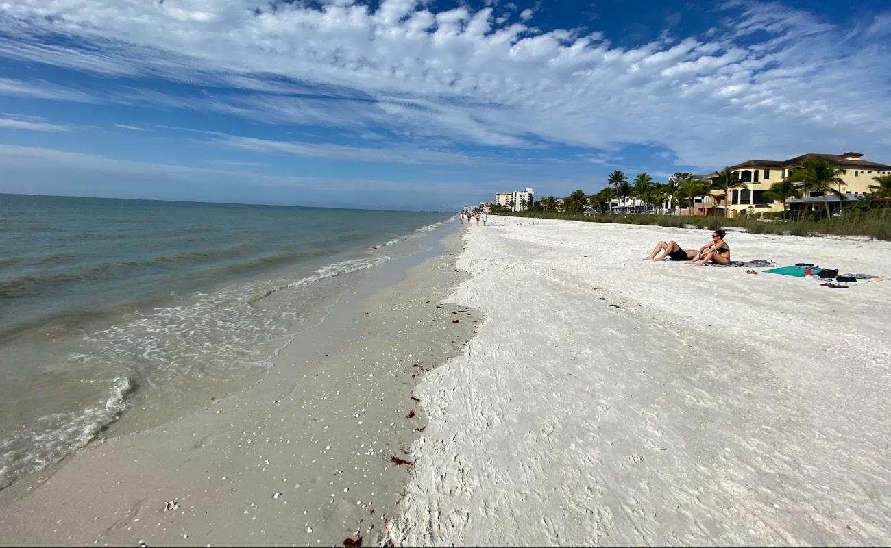 Foto af Bonita beach med hvidt sand overflade