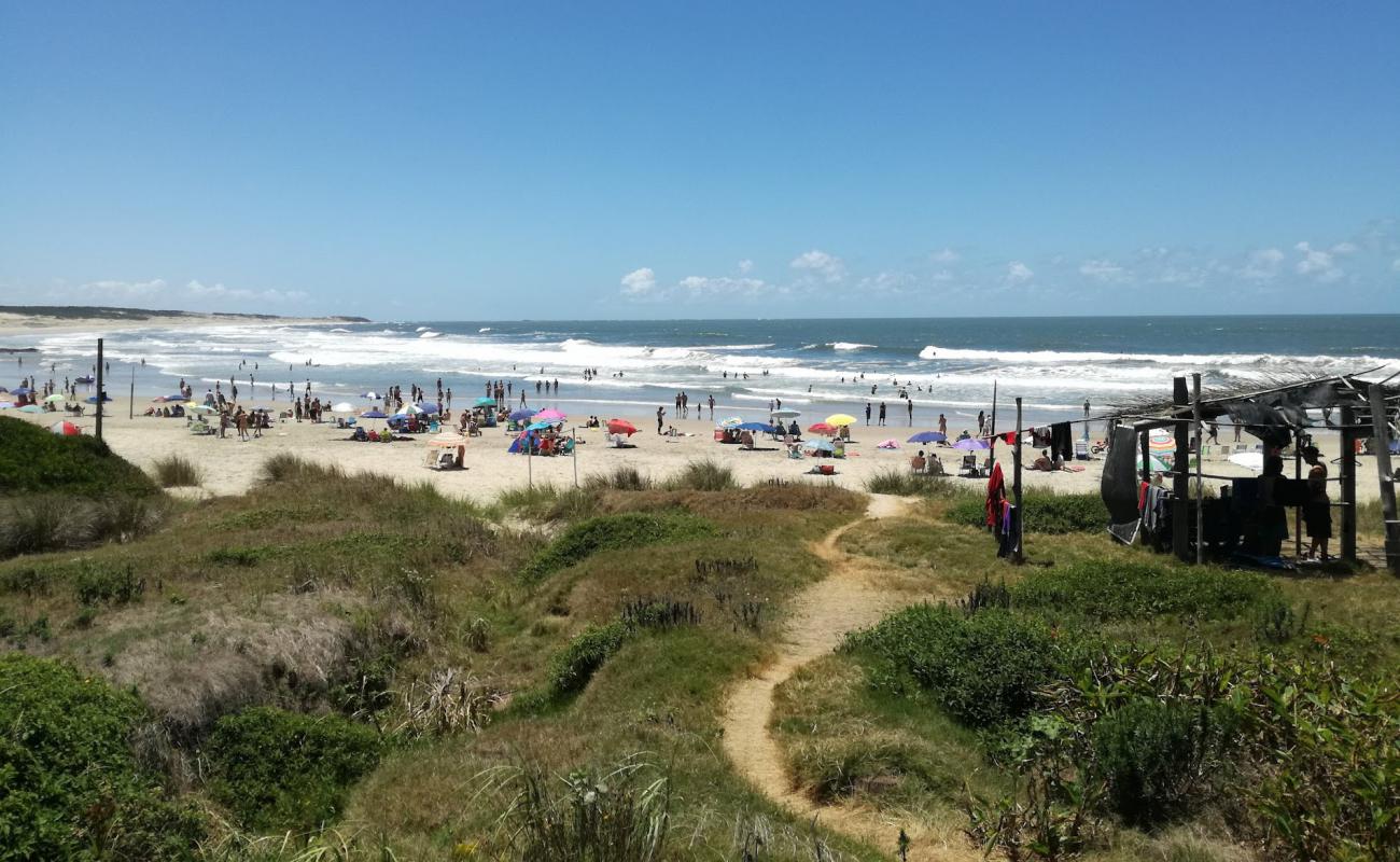 Foto af De La Moza Beach med lys sand overflade